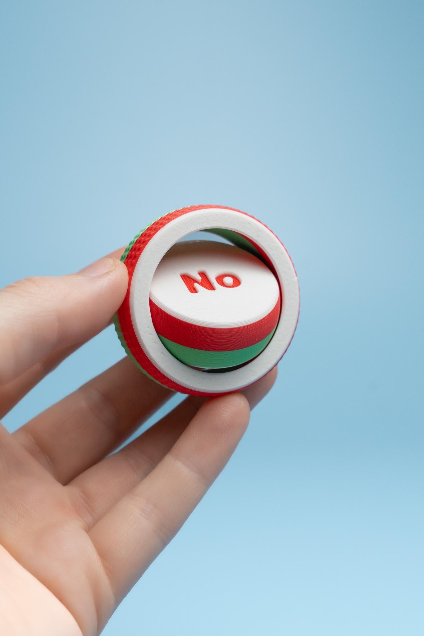 Decision "Yes or No" Spinner with Textured Edge