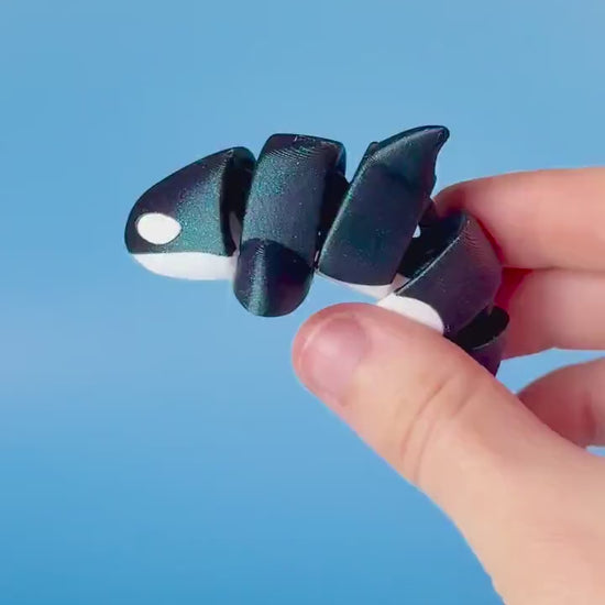 Orca Articulated Flexi Fidget - Flexible Orca Whale for Pocket or with Keychain